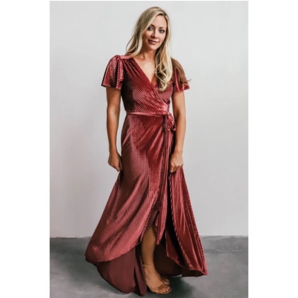 BALTIC BORN Andi Dark Rose Ribbed Velvet Dress